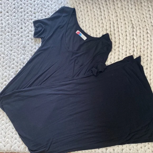 Free People | Dresses | Free People Black Maxi Tshirt Dress With Slit Xs |  Poshmark